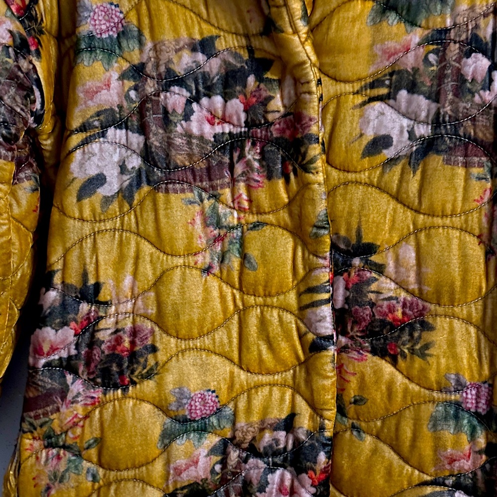 Johnny Was Floral Quilted Yellow Coat NWOT pit to pit:28” length:38” - Picture 7 of 11